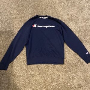 Navy Blue Champion sweatshirt